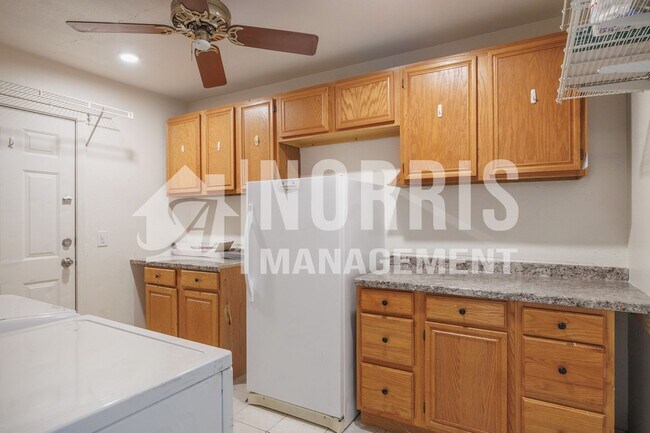 Building Photo - Great Home With NO HOA