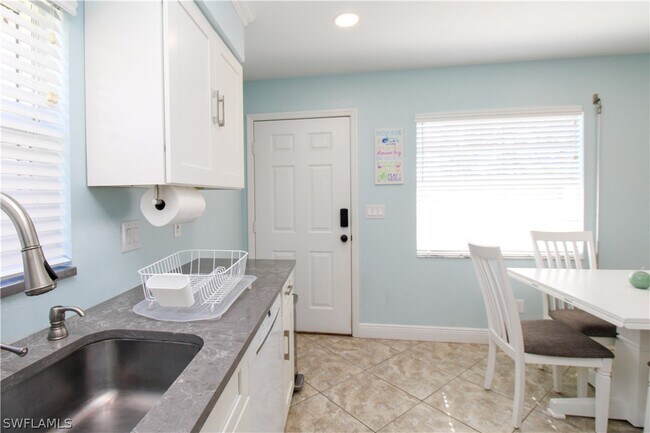 Building Photo - 516 Gordonia Rd