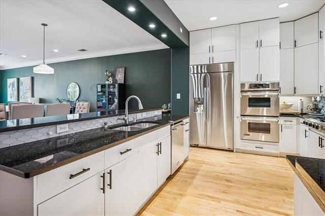 Building Photo - 1516 Pecos St