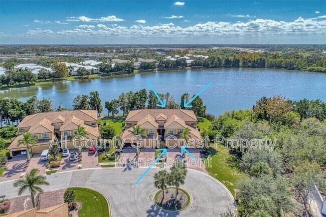 Building Photo - 211 Red Fox Ct