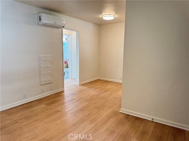 Building Photo - 251 N Oakland Ave