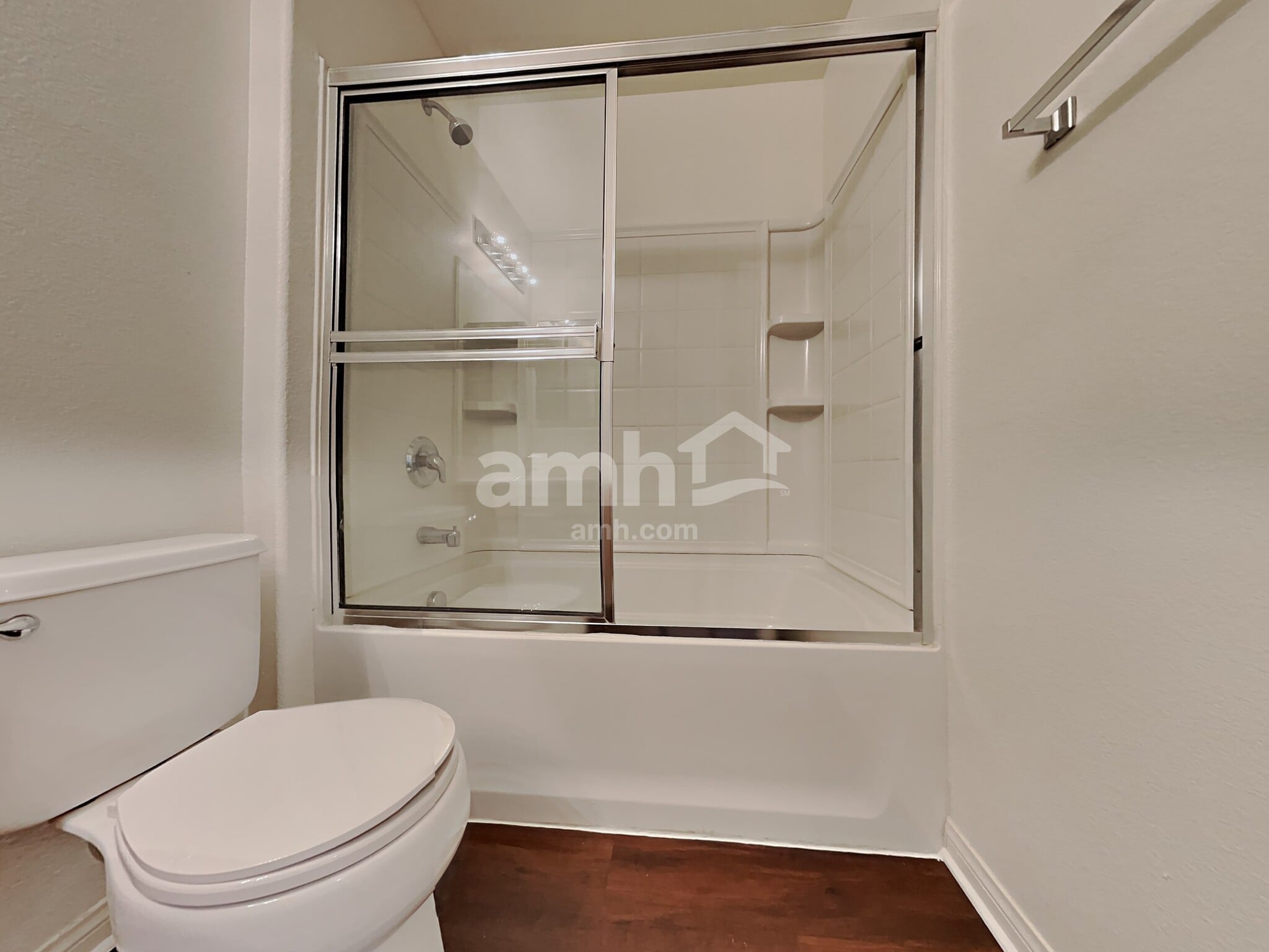 Building Photo - 5283 Railroad River Ave