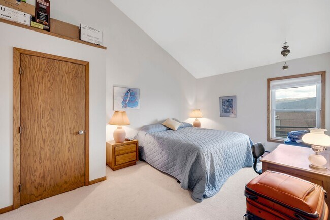 Building Photo - WINTER RENTAL-Buffalo Village-2 Bedroom Plus Loft with Amazing Views