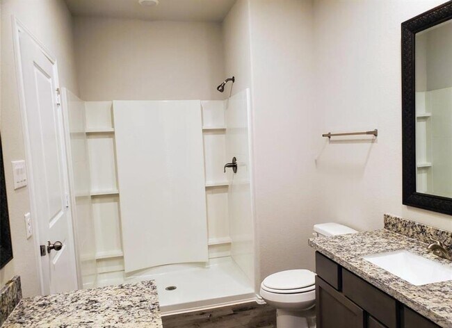 Building Photo - 907 Chickasaw Dr