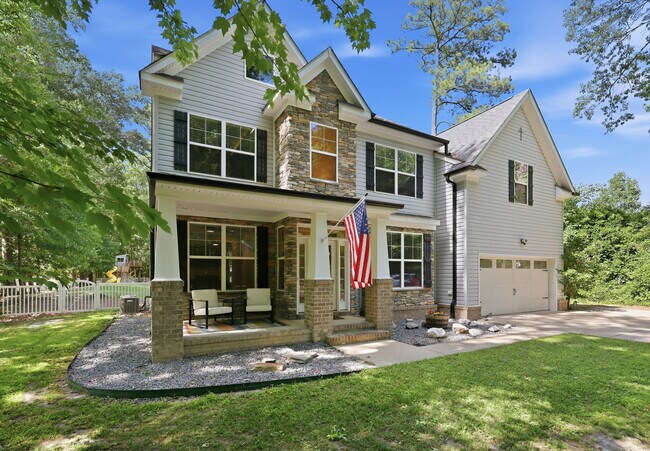 Building Photo - 1041 Scenic Blvd