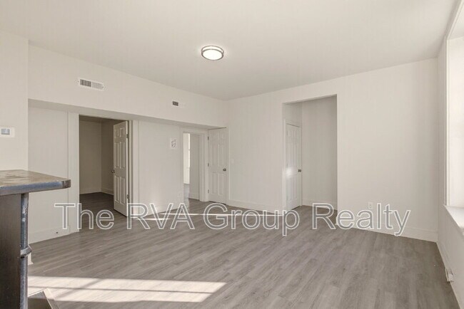 Building Photo - 27 S Jefferson St