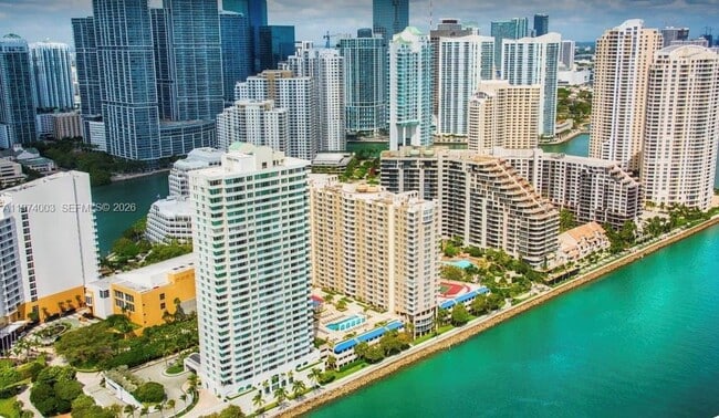 Building Photo - 770 Claughton Island Dr