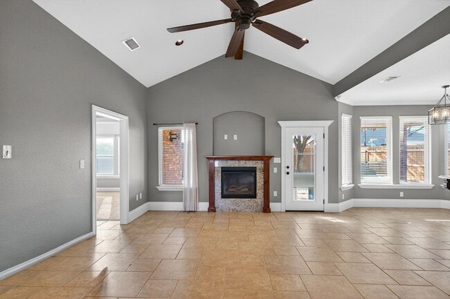 Building Photo - 1122 Porterfield Rd