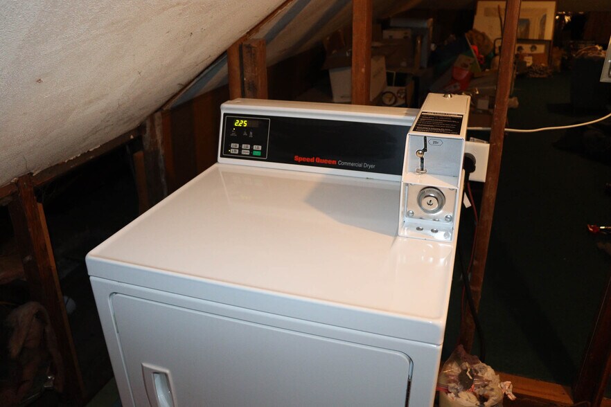 Building Photo - 36 Lancaster St