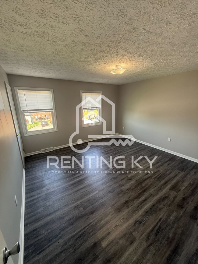 Building Photo - 1645 Foxhaven Dr