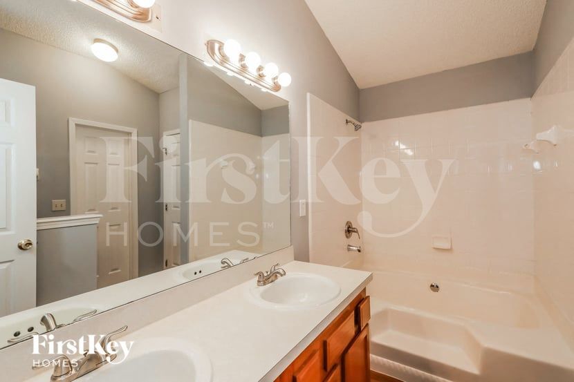 Building Photo - 2942 Biloxi Trail