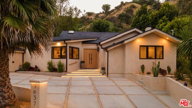 Building Photo - 3637 Loadstone Dr