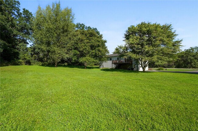 Building Photo - 7151 Podunk Rd