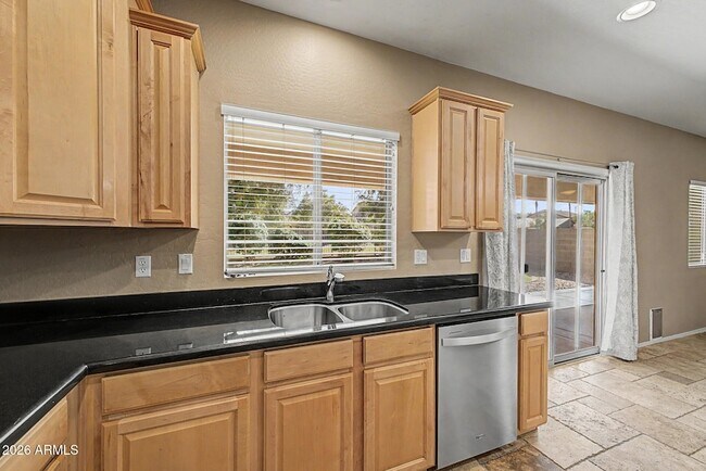 Building Photo - 1433 E Canyon Creek Dr