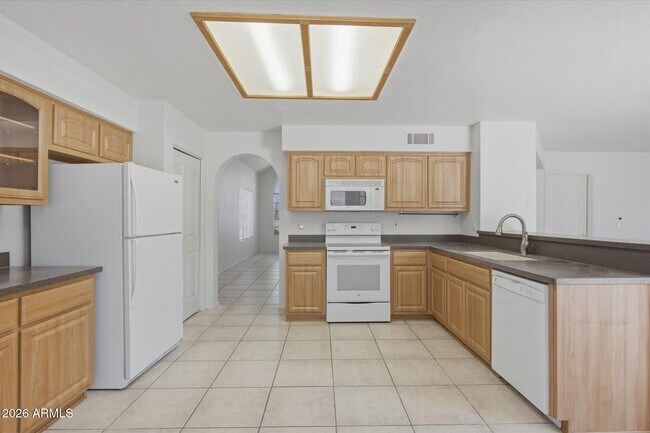 Building Photo - 202 S Del Pueblo St