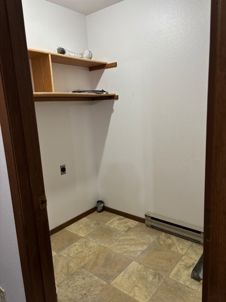 Building Photo - 640 E Hudson St