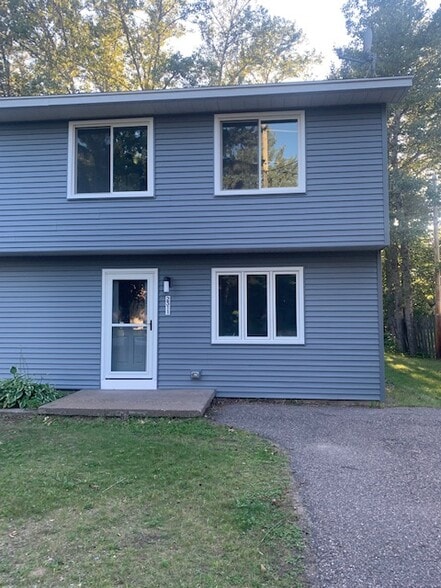 Building Photo - 2309 Longyear Ave