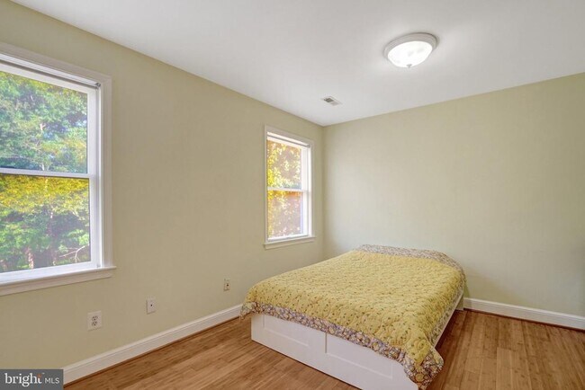 Building Photo - 3714 Hummer Rd