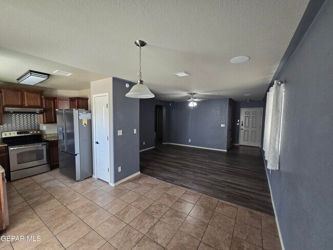 Building Photo - 7008 Eagle Nest Ct