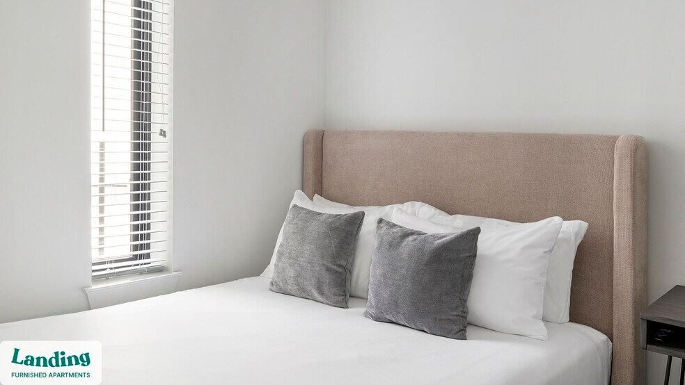 Primary Photo - 715 Merritt Ave