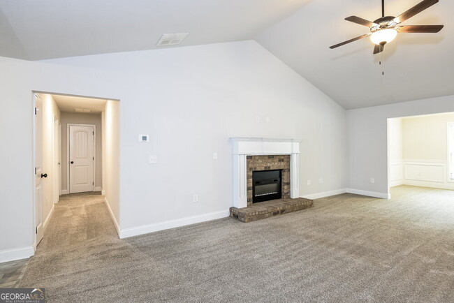 Building Photo - 84 Heartland Cir