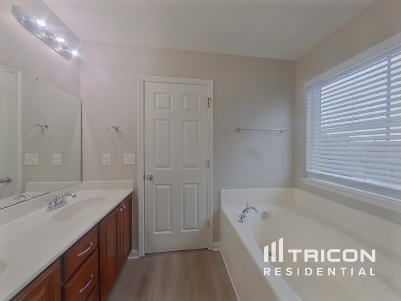 Building Photo - 259 Baneberry Loop