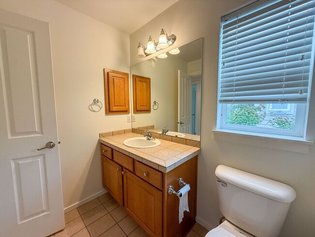 Building Photo - 4Bd/2.75Ba Issaquah House