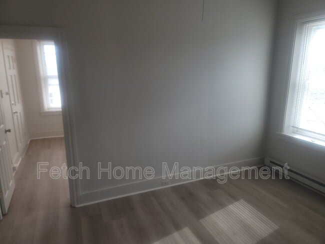 Building Photo - 107-109 East Main Street