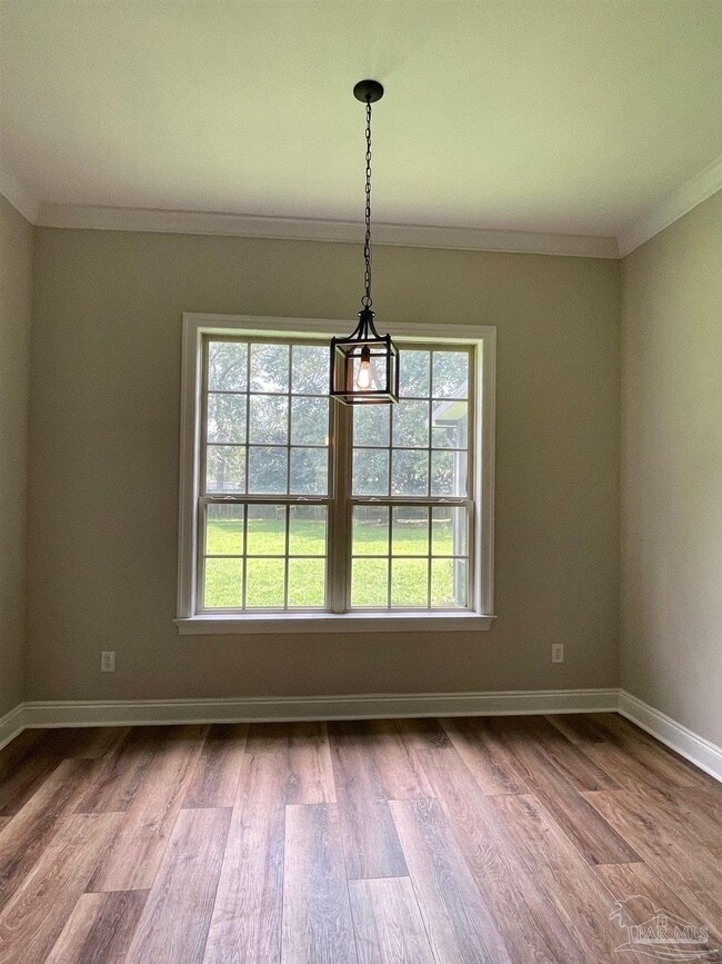 Building Photo - 5503 Huntingdon St