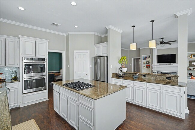 Building Photo - 4250 Noble Oak Trail