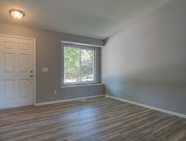 Building Photo - Evolve Real Estate: Complete Remodel with ...