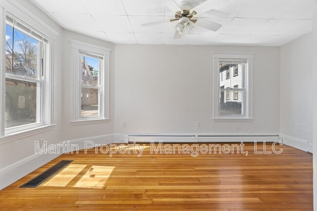 Building Photo - 23 Park St