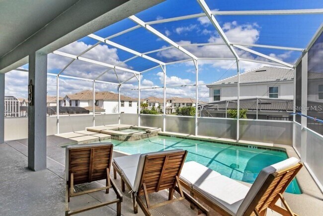 Building Photo - 1561 Flange Dr