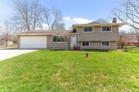 Building Photo - 25690 Glamorgan Dr