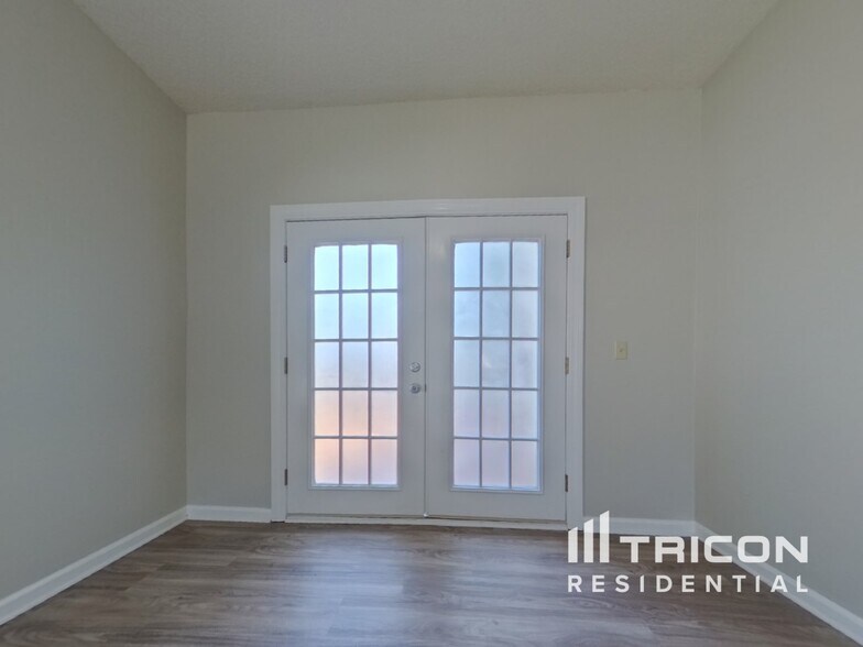 Building Photo - 309 Tendrill Ct