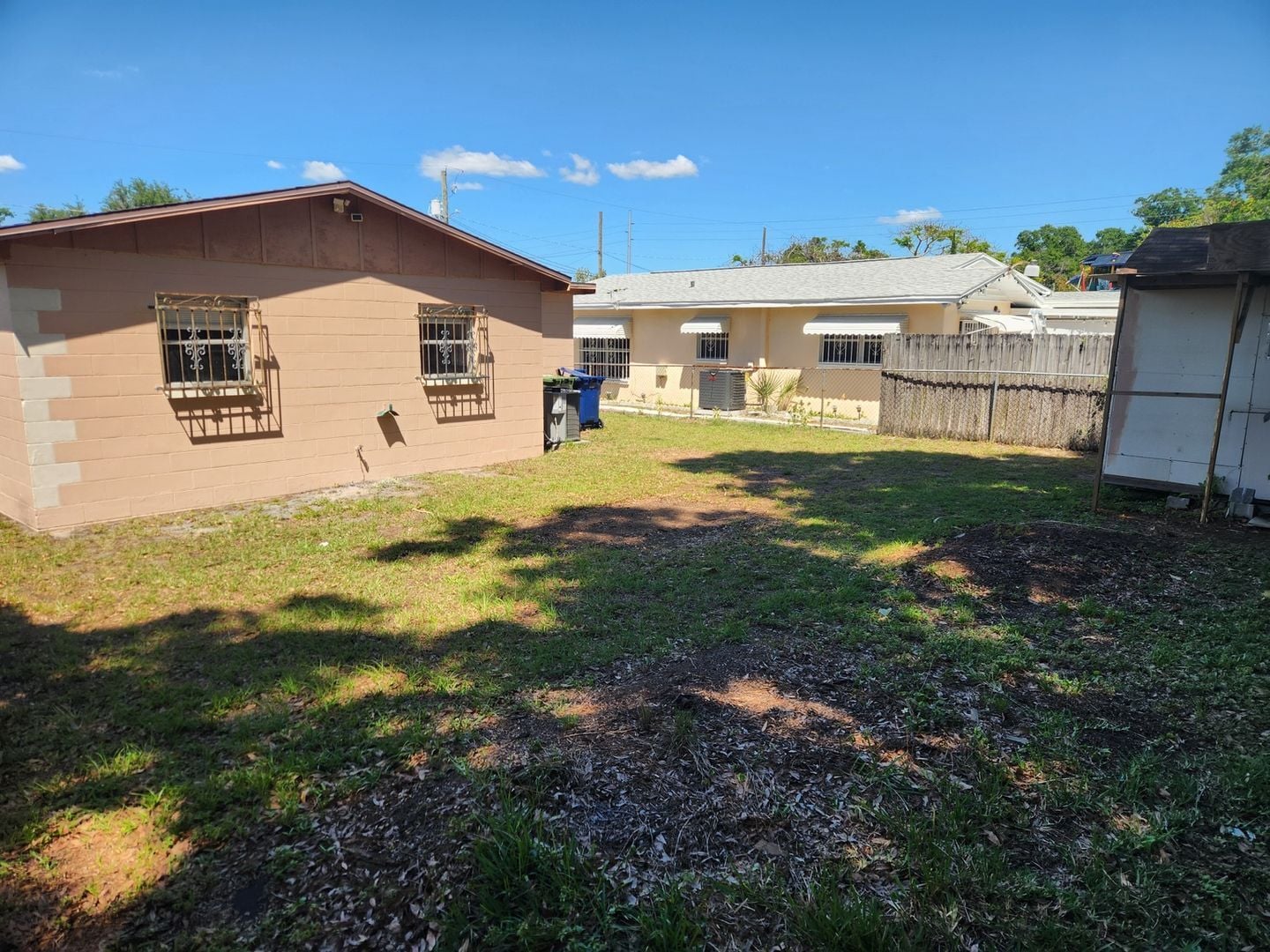 Building Photo - 3312 W St Louis St