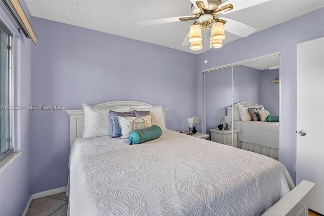 Building Photo - 1651 SW 127th Ave