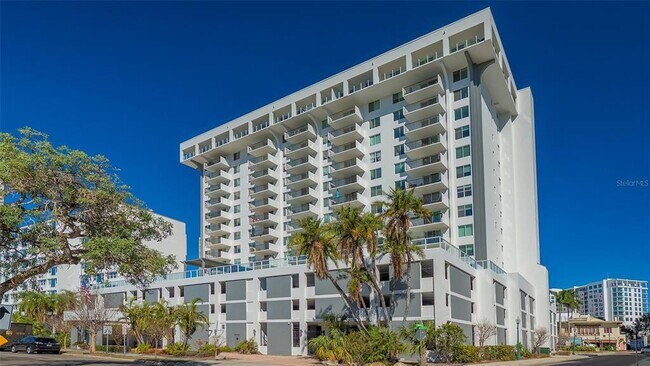 Building Photo - 101 S Gulfstream Ave