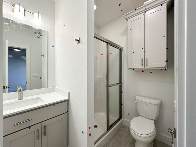 Building Photo - 4305 W Bronco Dr