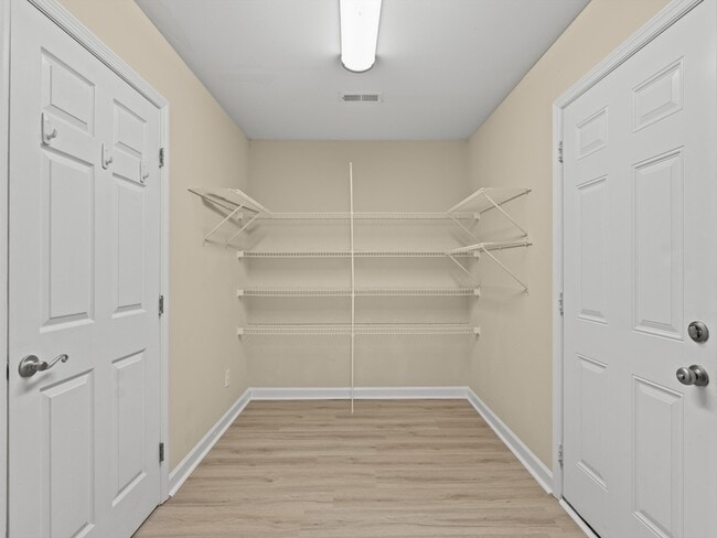 Building Photo - 4807 Creston Ct SE