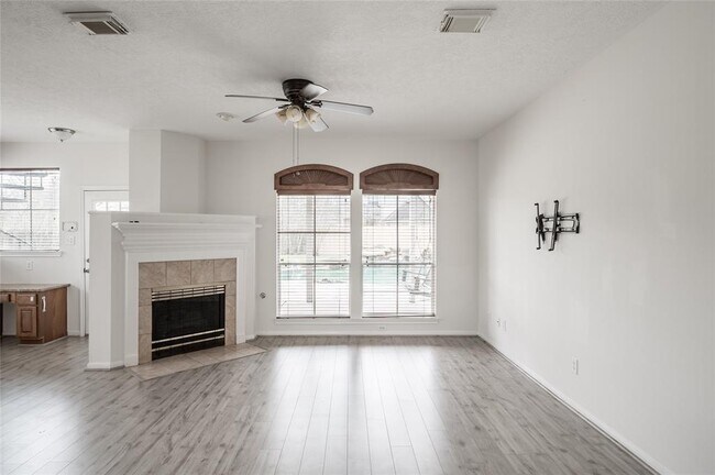 Building Photo - 3807 Abalone Cove