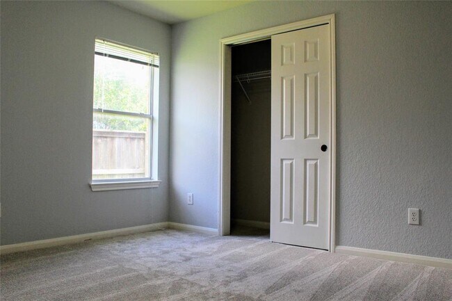 Building Photo - 4428 Bent Path