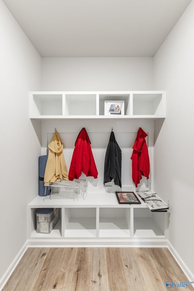 Building Photo - 111 Ranna Dr