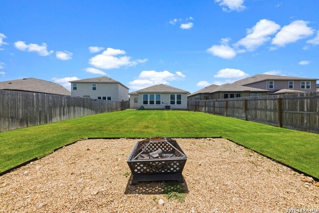 Building Photo - 702 Cedar Kys