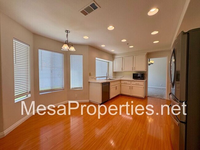 Building Photo - 14095 Bancroft Ct