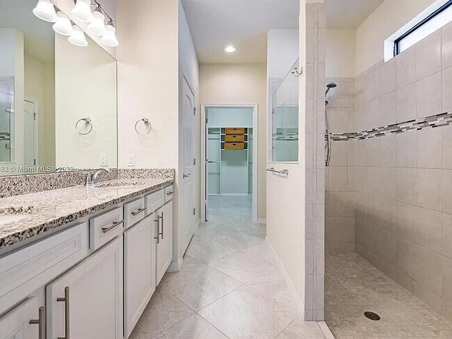 Building Photo - 8196 Hanoverian Dr