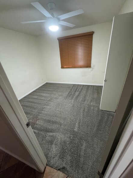 Smallest bedroom with one closet - 1207 E Loyola Dr