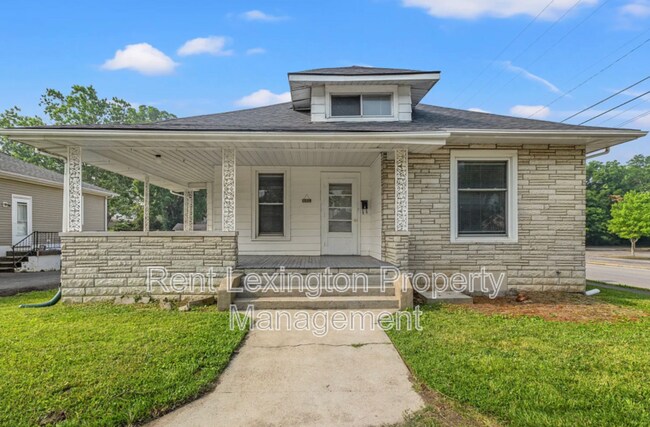 Building Photo - 602 E Jackson St