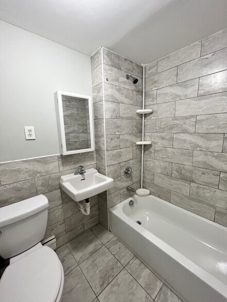 184 Garfield Ave B1 - 180 Garfield Ave