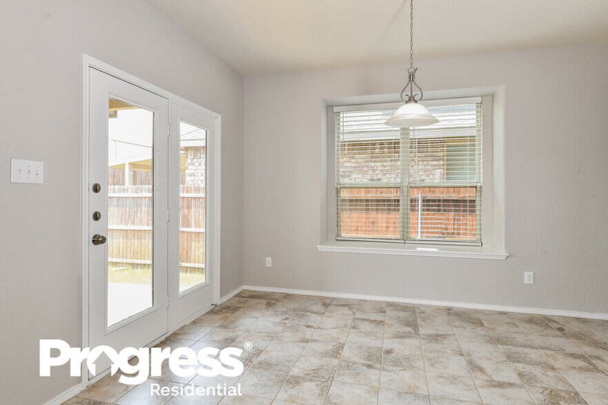 Building Photo - 8225 Spruce Meadows Dr